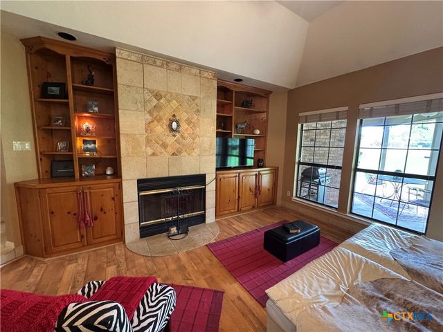 433 Las Brisas Boulevard, Seguin, TX 78155