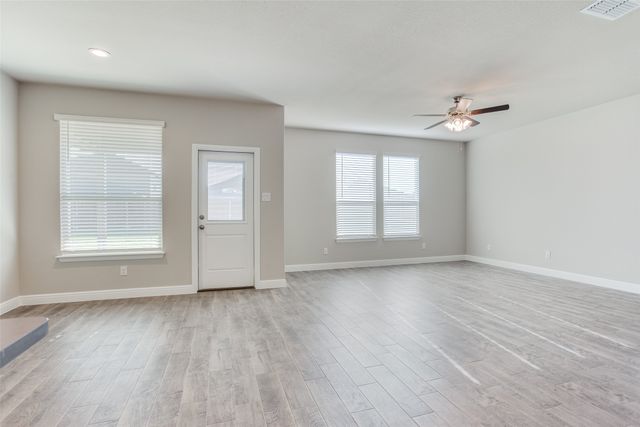 15828 Bronte Lane, Fort Worth, TX 76247