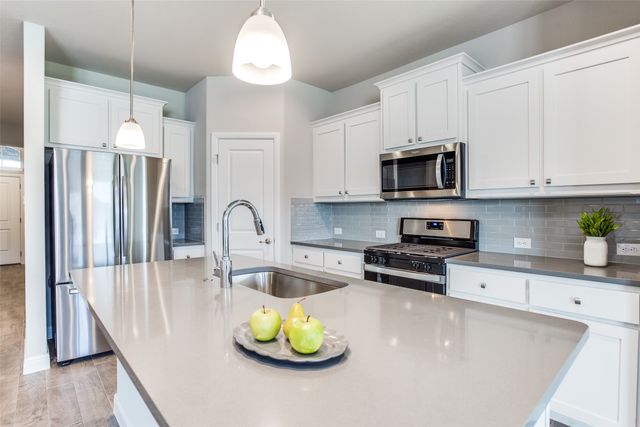 15828 Bronte Lane, Fort Worth, TX 76247