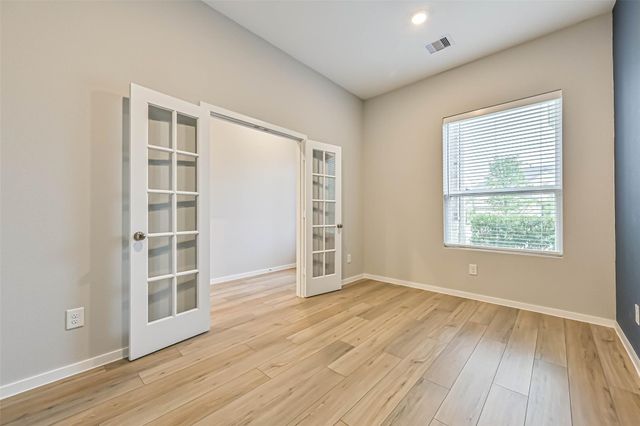 3106 Mariner Island Drive, La Marque, TX 77568