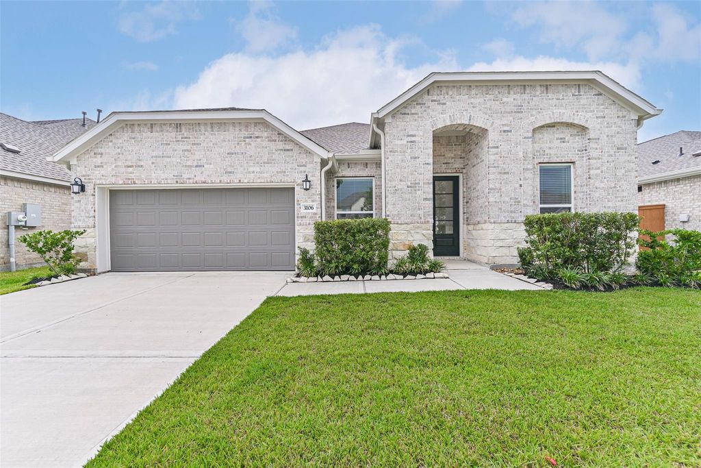 3106 Mariner Island Drive, La Marque, TX 77568