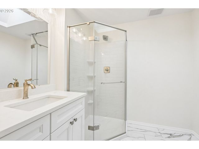 10665 Sw COTTONTAIL Pl, Beaverton, OR 97008