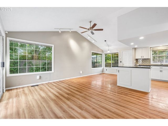 10665 Sw COTTONTAIL Pl, Beaverton, OR 97008