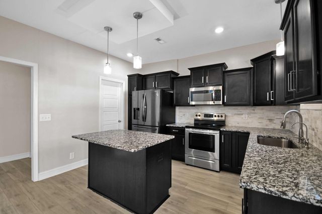 225 King Road, Clarksville, TN 37042