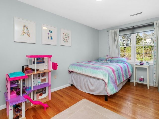 28 Blossom Street, Waltham, MA 02451