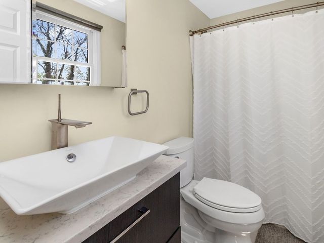 28 Blossom Street, Waltham, MA 02451