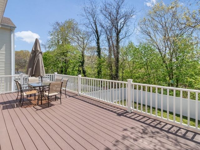 28 Blossom Street, Waltham, MA 02451