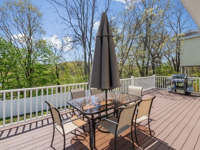 28 Blossom Street, Waltham, MA 02451