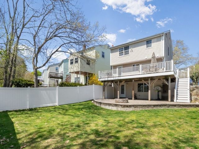 28 Blossom Street, Waltham, MA 02451
