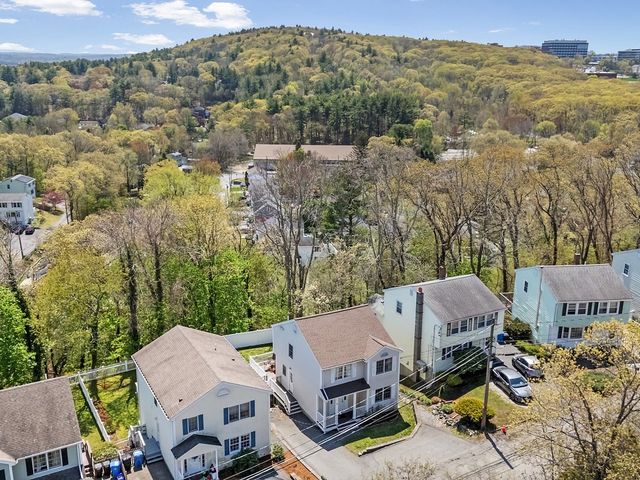 28 Blossom Street, Waltham, MA 02451