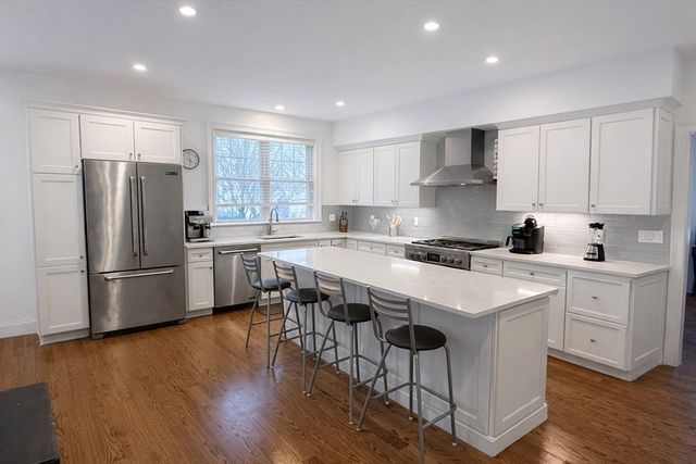 47 Blake 47, Newton, MA 02460