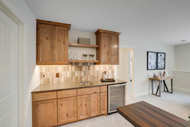 1225 136th Street E, Rosemount, MN 55068