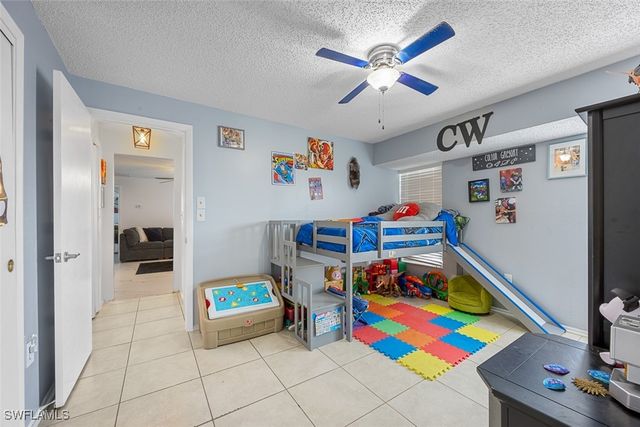 4633 31st AVE SW, Naples, FL 34116