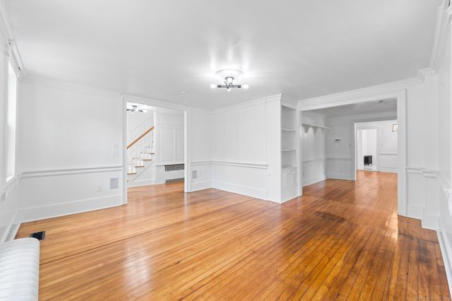 2921 Nichols Avenue, Trumbull, CT 06611