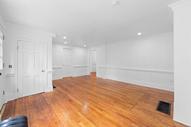2921 Nichols Avenue, Trumbull, CT 06611