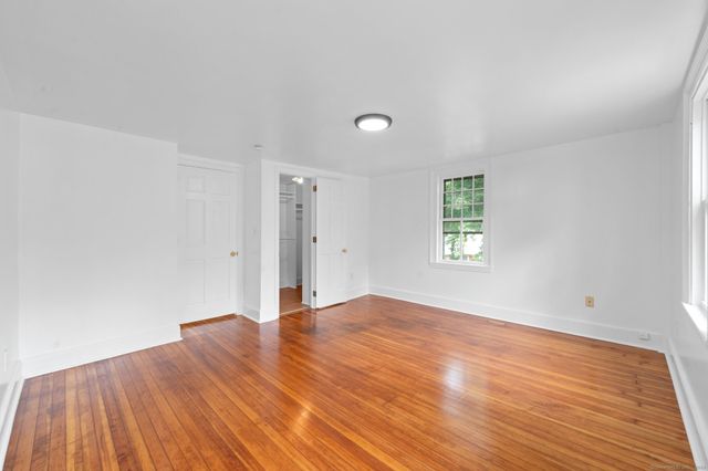 2921 Nichols Avenue, Trumbull, CT 06611