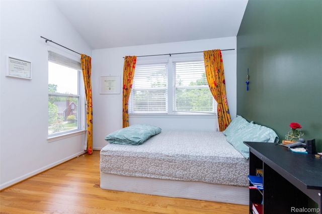 3280 Royal Avenue, Berkley, MI 48072