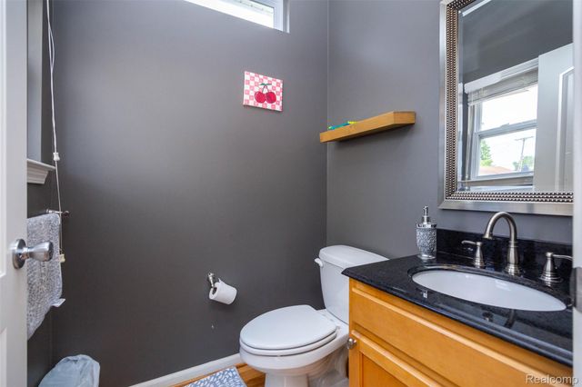 3280 Royal Avenue, Berkley, MI 48072