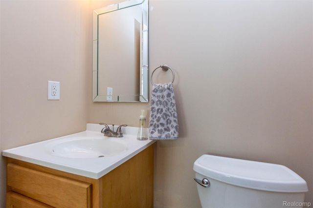 3280 Royal Avenue, Berkley, MI 48072