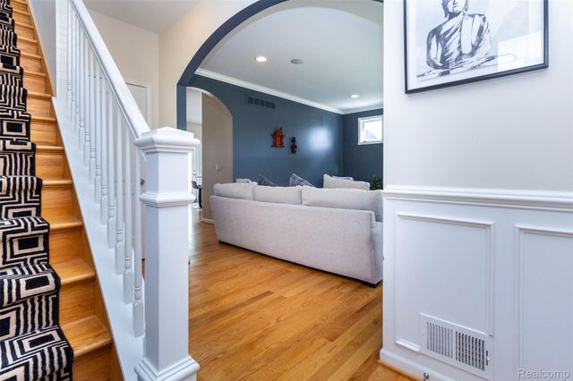 3280 Royal Avenue, Berkley, MI 48072
