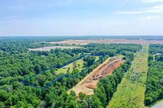 5729 Julian Airport Road, Liberty, NC 27298