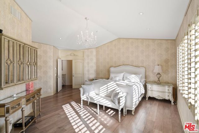 3900 Hilton Head Way, Tarzana (los Angeles), CA 91356