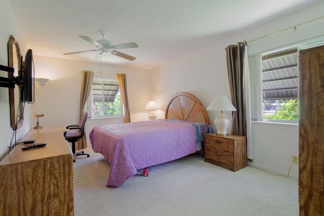 318 Pine Ridge Circle C-2, Greenacres, FL 33463