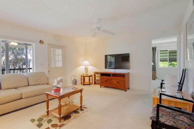 318 Pine Ridge Circle C-2, Greenacres, FL 33463