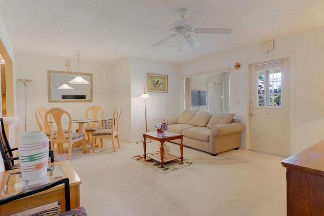 318 Pine Ridge Circle C-2, Greenacres, FL 33463