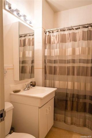 837 Washington Avenue 8M, Bronx, NY 10451