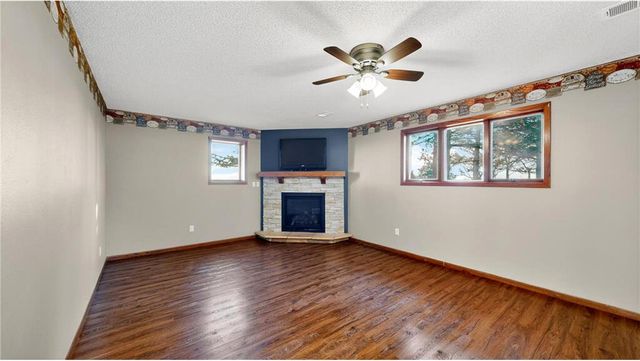 15158 241st Avenue, Preston, MN 55965