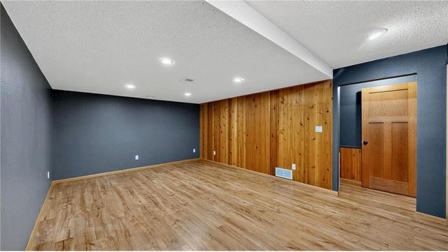 15158 241st Avenue, Preston, MN 55965