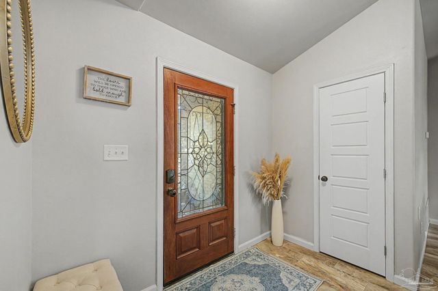 2841 Winners Cir Dr, Navarre, FL 32566
