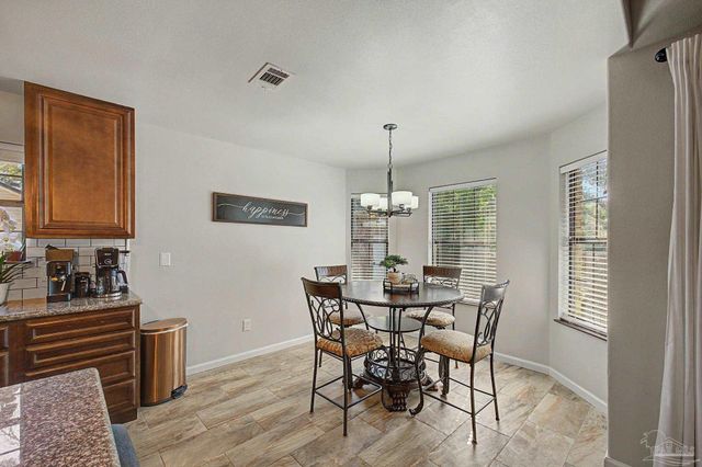 2841 Winners Cir Dr, Navarre, FL 32566