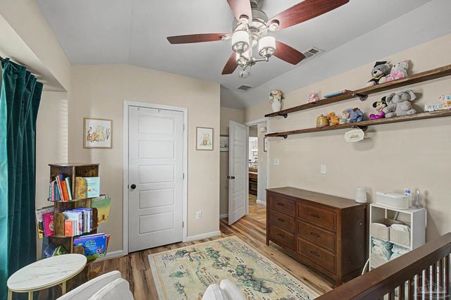 2841 Winners Cir Dr, Navarre, FL 32566