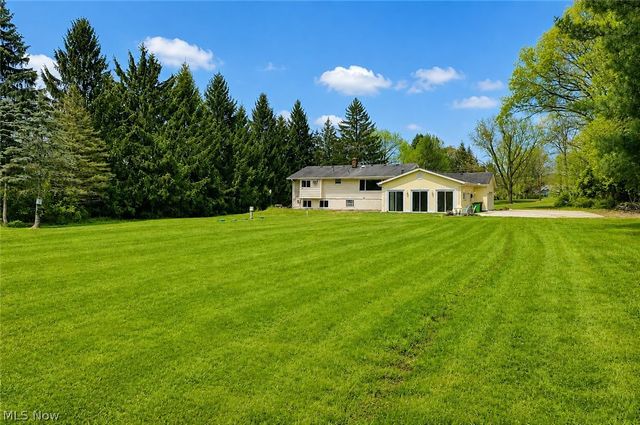 1561 Granger Road, Medina, OH 44256