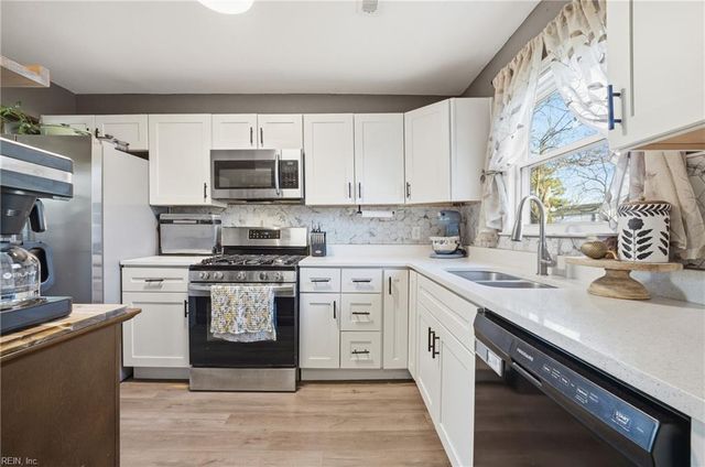 507 Eisenhower CIR, Portsmouth, VA 23701