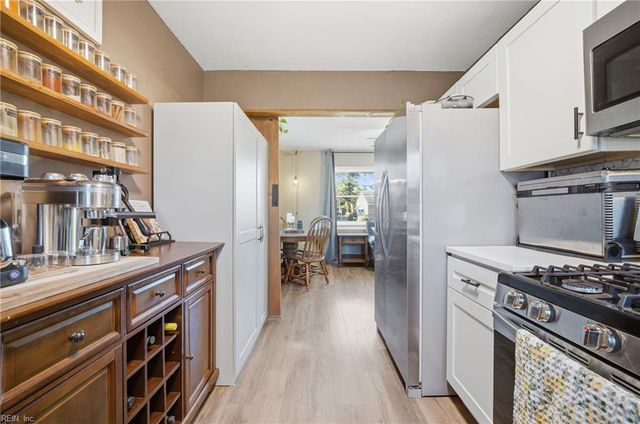 507 Eisenhower CIR, Portsmouth, VA 23701