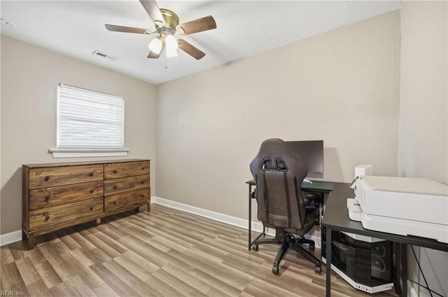 507 Eisenhower CIR, Portsmouth, VA 23701