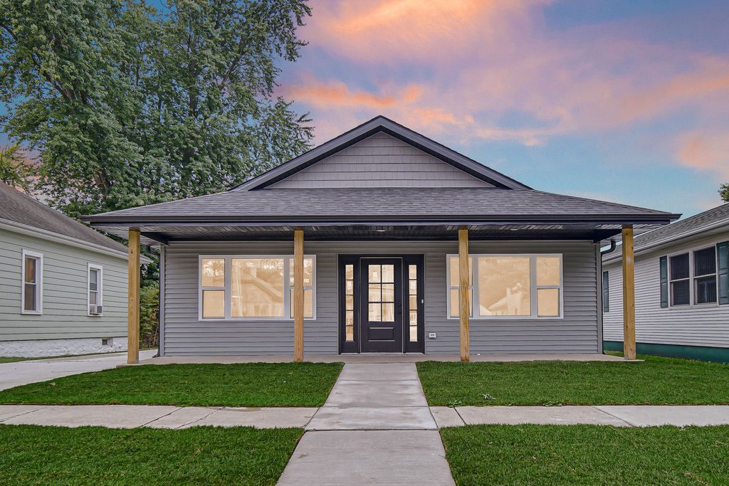 1228 Grant Street, Morris, IL 60450