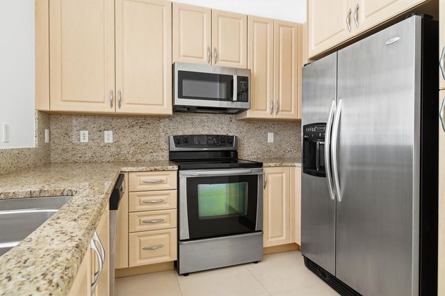701 S Olive Avenue 304, West Palm Beach, FL 33401