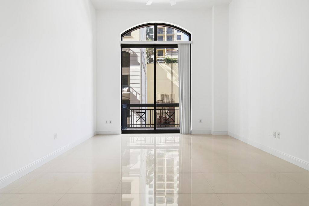 701 S Olive Avenue 304, West Palm Beach, FL 33401