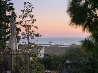 102 Scholz Plaza 34, Newport Beach, CA 92663