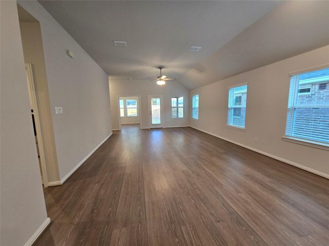 2215 Villa Bella Lane, Friendswood, TX 77546