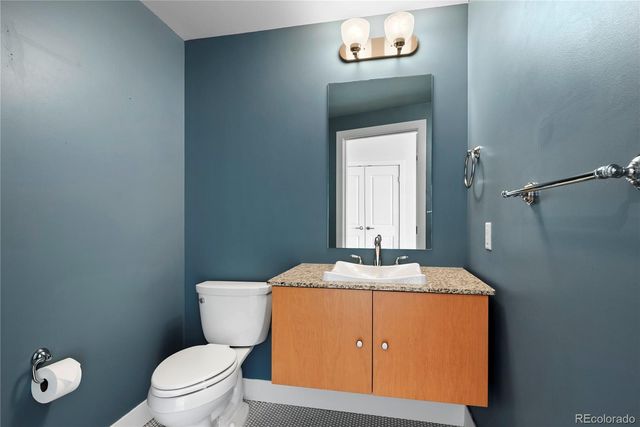 2001 Lincoln Street 2422, Denver, CO 80202