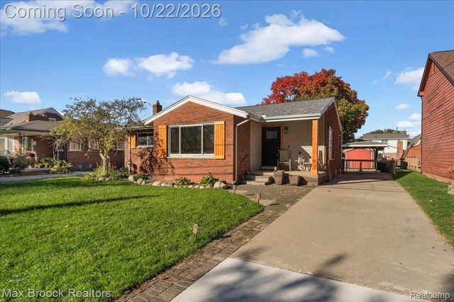 22461 Revere Street, St. Clair Shores, MI 48080