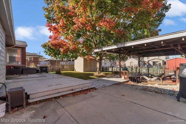 22461 Revere Street, St. Clair Shores, MI 48080