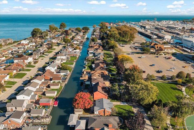 22461 Revere Street, St. Clair Shores, MI 48080