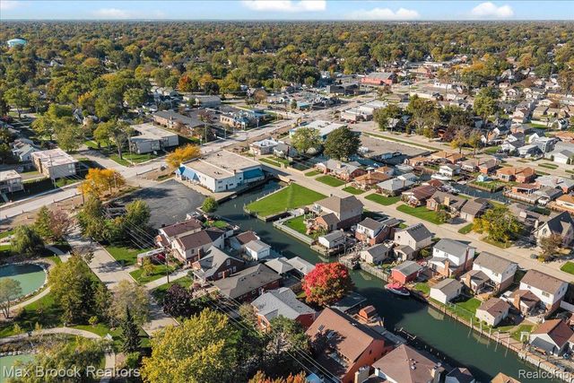 22461 Revere Street, St. Clair Shores, MI 48080