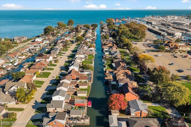 22461 Revere Street, St. Clair Shores, MI 48080